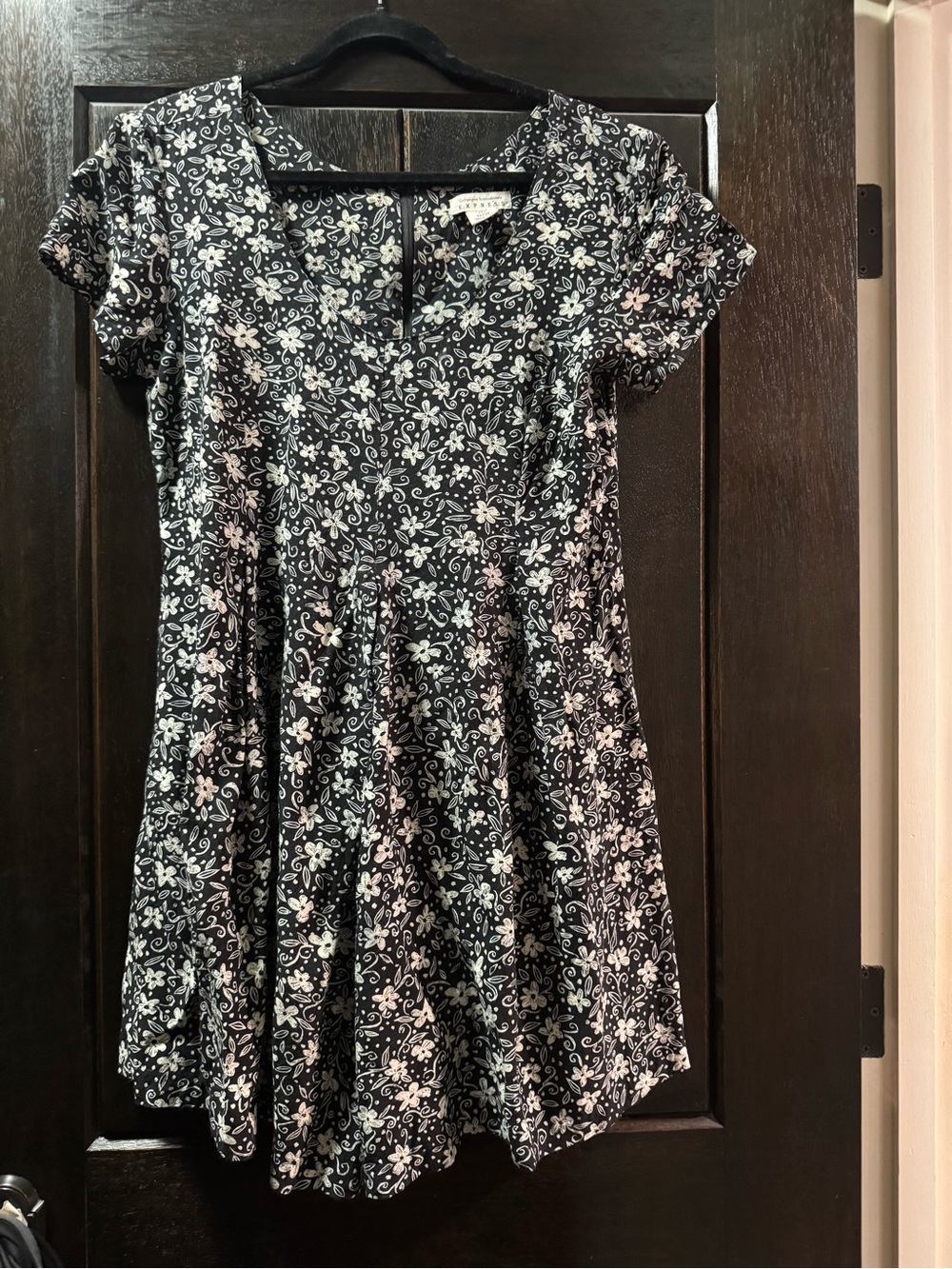 Express Black Floral Skort